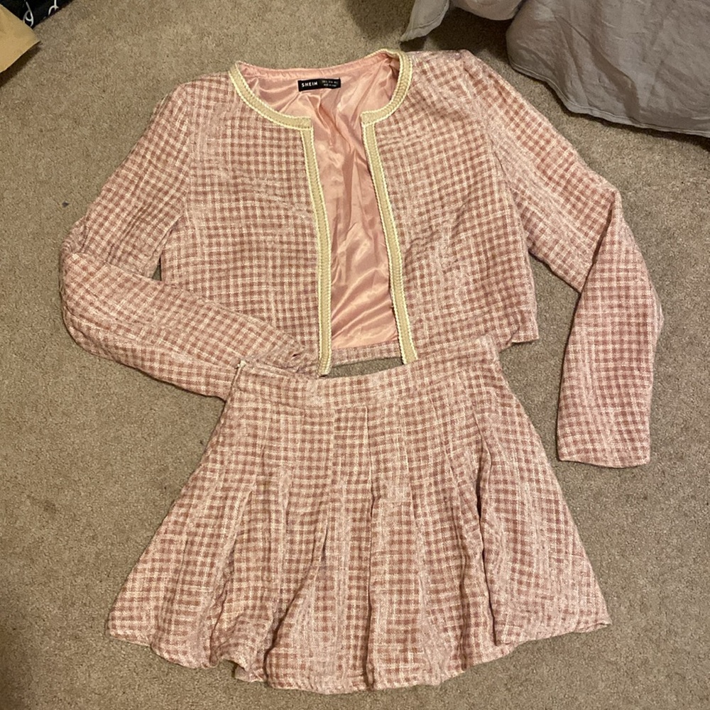 Two piece skirt and jacket pink and white checkered
